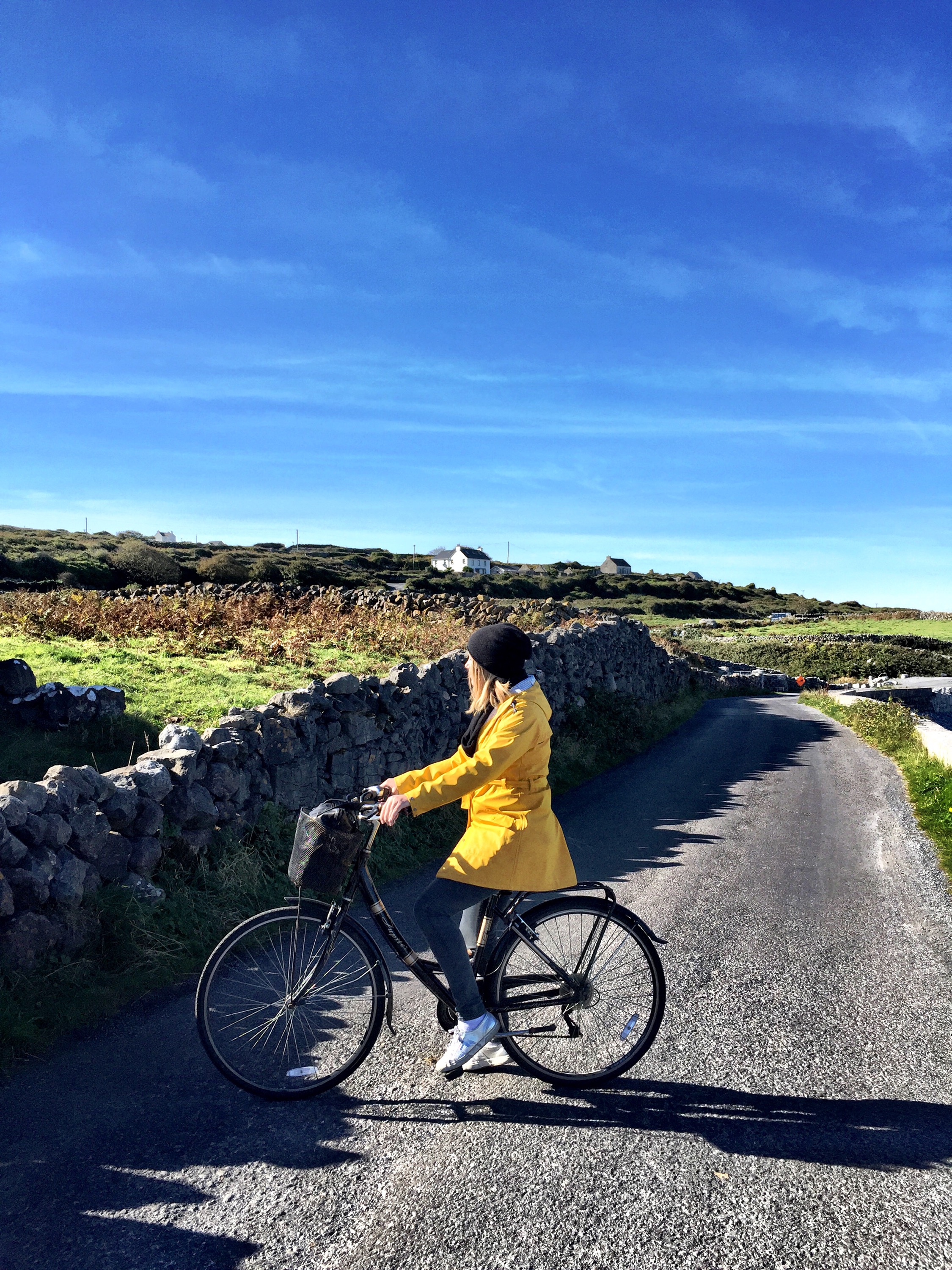 Inishmore, Aran Islands, Ireland - Kaptain Kenny Travel